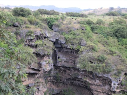 Tawi Atayr Sinkhole Dhofar Salalah