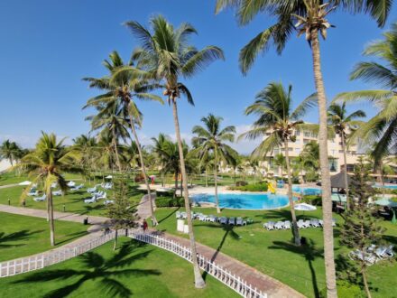 Crowne Plaza Salalah Strand und Garten