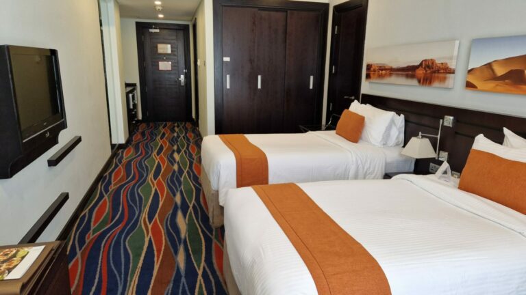 City Seasons Hotel Muscat Standardzimmer