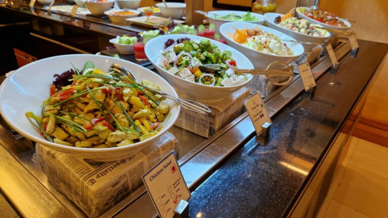 City Seasons Hotel Muscat Restaurant