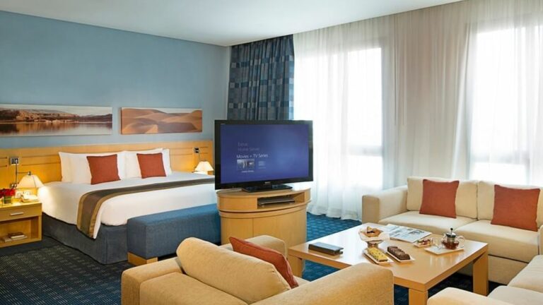 City Seasons Hotel Muscat Suite
