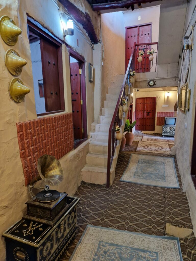 Misfah Hospitality, Oman, kleines Hotel, Korridor
