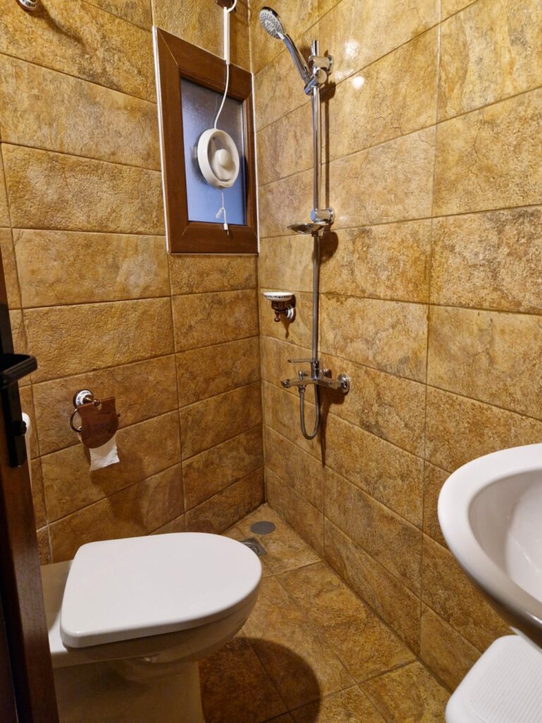 Misfah Hospitality, Oman, kleines Hotel, Bad