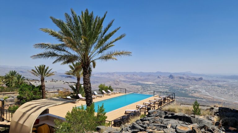 The View Oman Hamra kleines Hotel Pool
