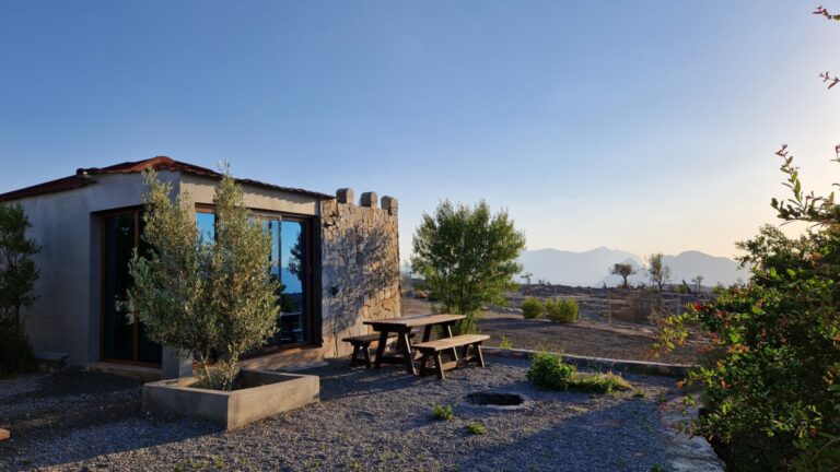 Jebel Shams Resort Olive Cottage