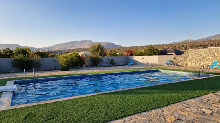 Jebel Shams Resort Oman Pool