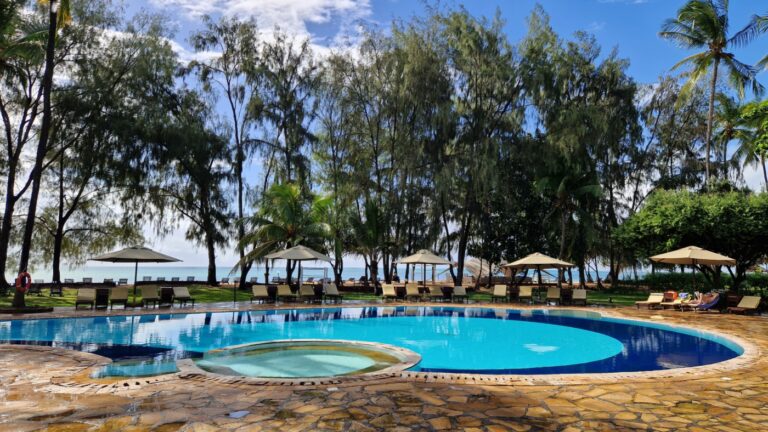 Pool Bluebay Beach Hotel Sansibar