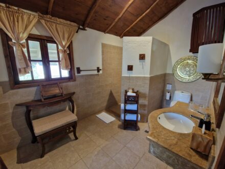 Breezes Beach Club and Spa Zanzibar Bad Suite