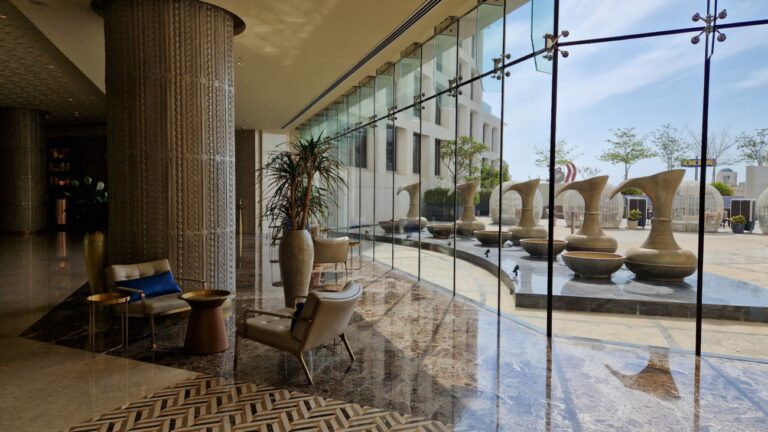 Grand Millennium Hotel Muscat Oman Reise Lobby