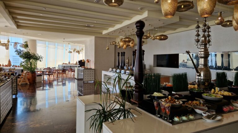 Grand Millennium Hotel Muscat Oman Reise Restaurant