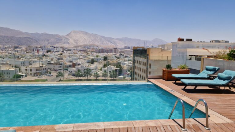 Hilton Garden Inn Muscat Pool