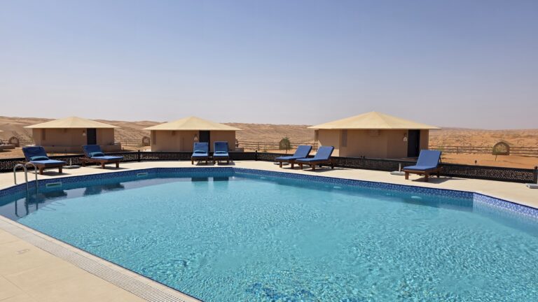Stars Gate Camp Wahiba Sands Oman Wüstencamp Pool