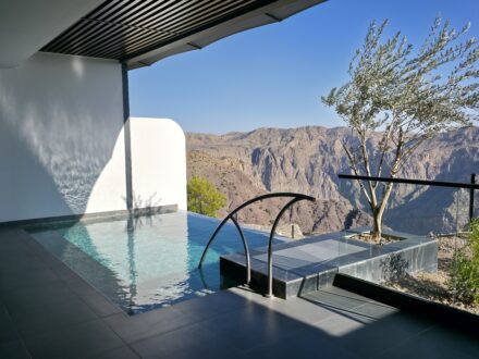 Indigo Jabal Akhdar Oman Suite Balkon Pool