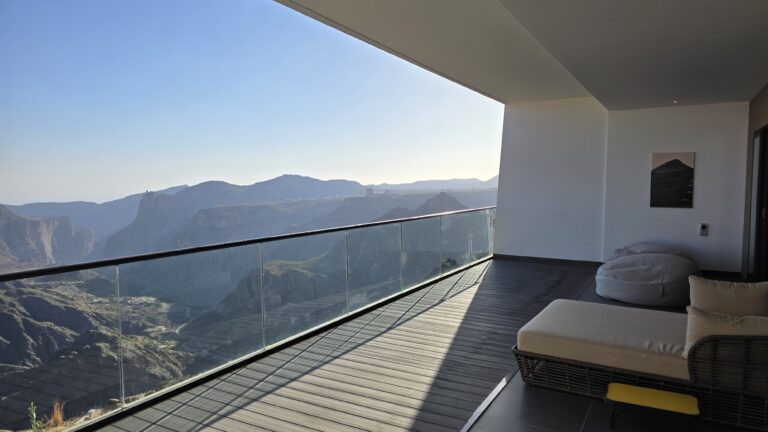 Indigo Jabal Akhdar Oman Suite Balkon