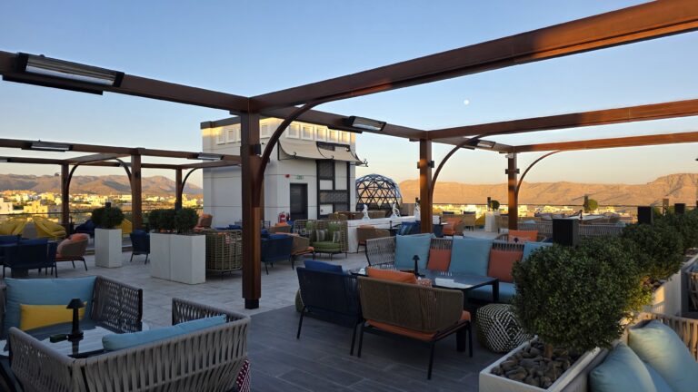 Indigo Jabal Akhdar Dachterrasse Restaurant