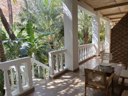 Nomad Inn Tiwi Oman Deluxe Zimmer Balkon