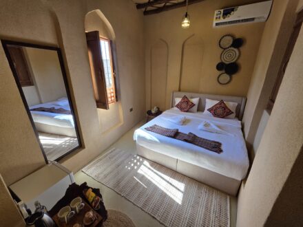Bait al Muallem Bad Nizwa Oman Boutiquehotel Deluxe Zimmer
