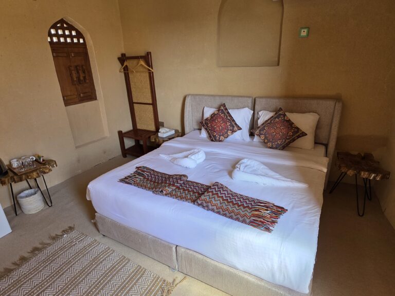 Bait al Muallem Bad Nizwa Oman Boutiquehotel Zimmer