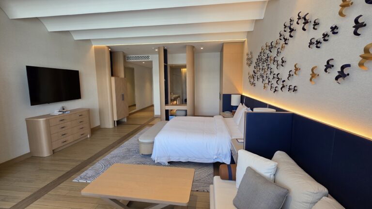 St. Regis Hotel Muscat Oman Deluxe Zimmer