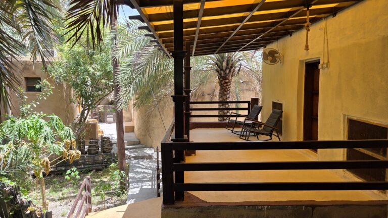 Misfah Old House Oman kleines Hotel Deluxe Zimmer Balkon